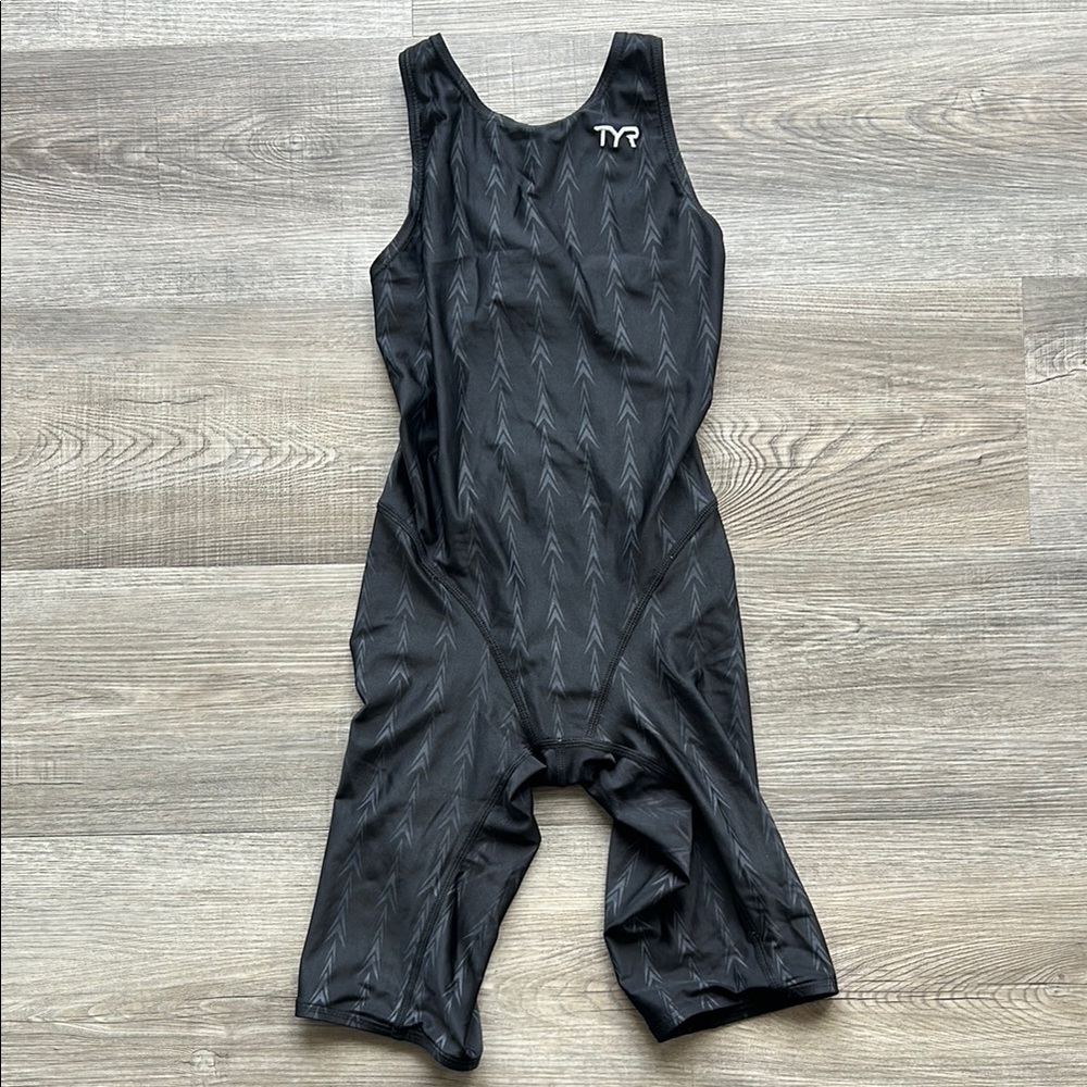 TYR Fusion 2 Tech Suit-12U, size 26!